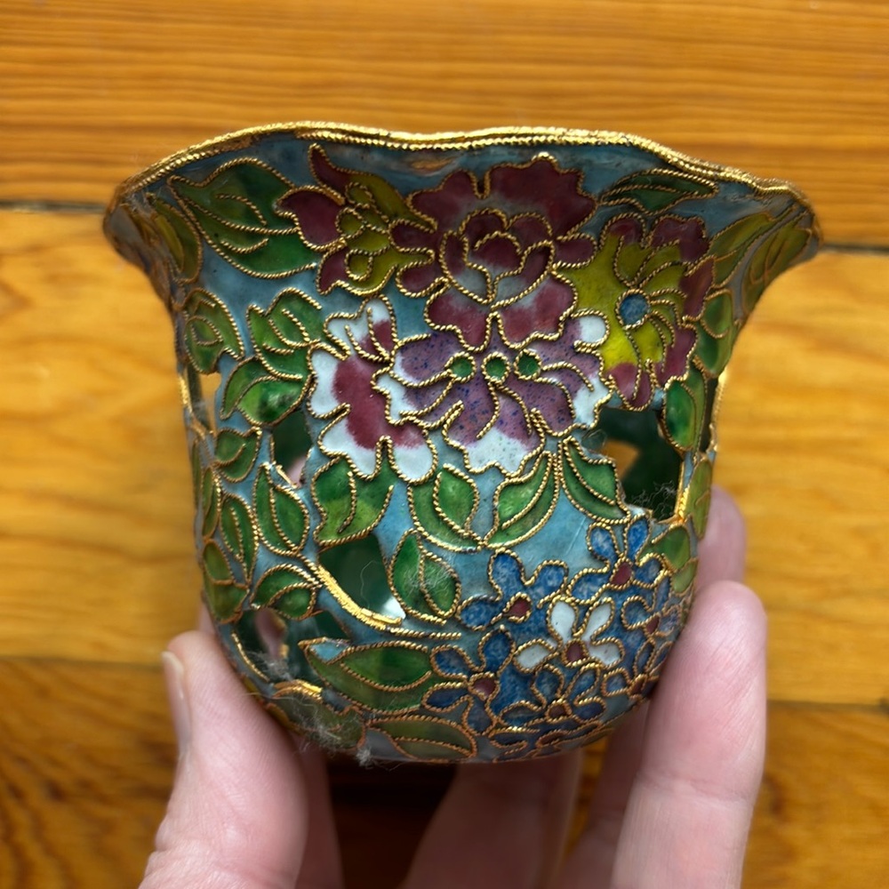 NYCO enameled floral votive candle holder